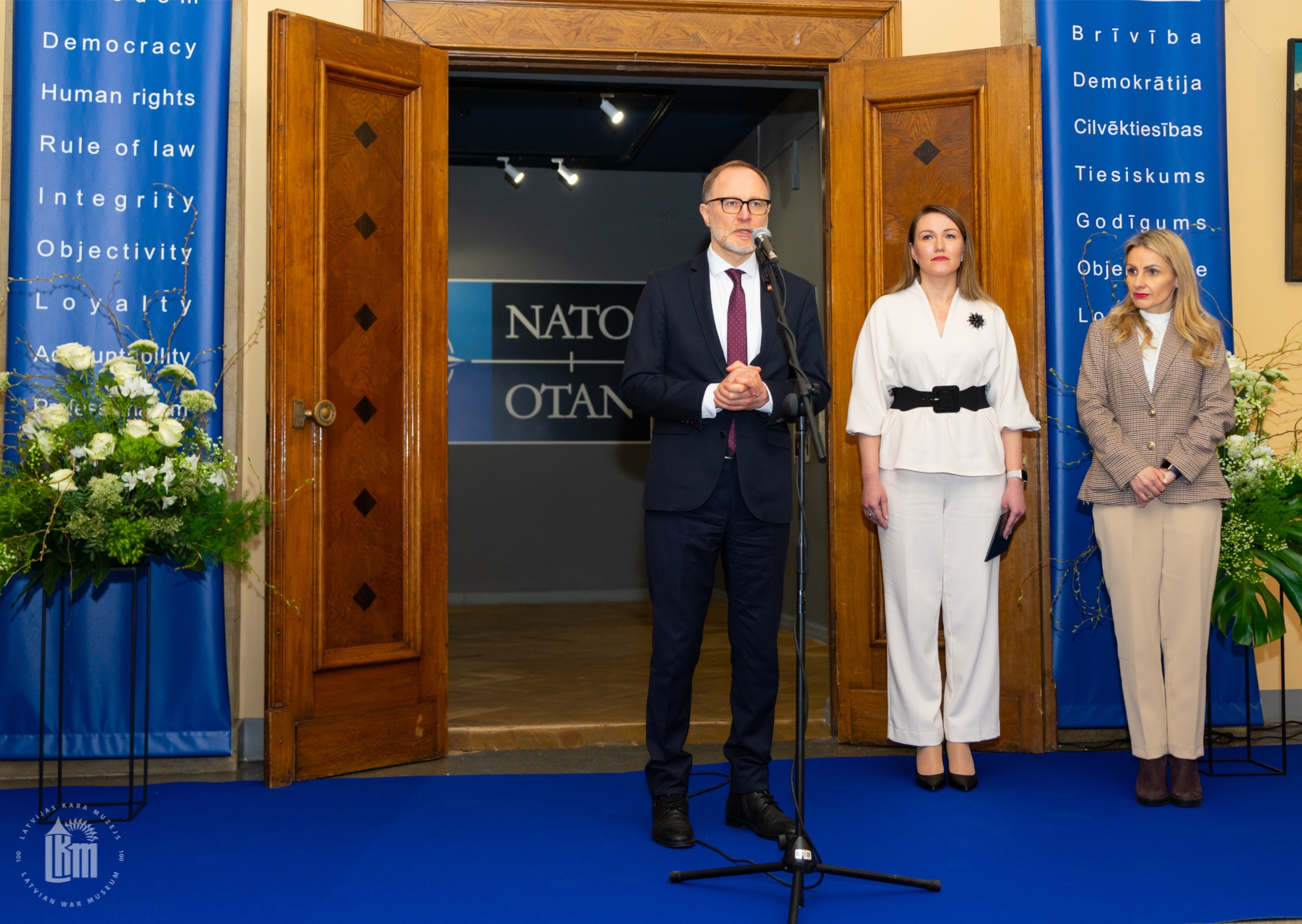 NATO izstādes atklāšana
